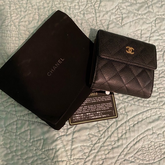 CHANEL Handbags - Chanel Bi Fold wallet